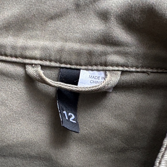 Chic Military Jacket - Picture 2 of 6